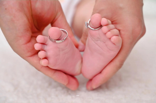 琼中孕妇肚子隐隐作痛